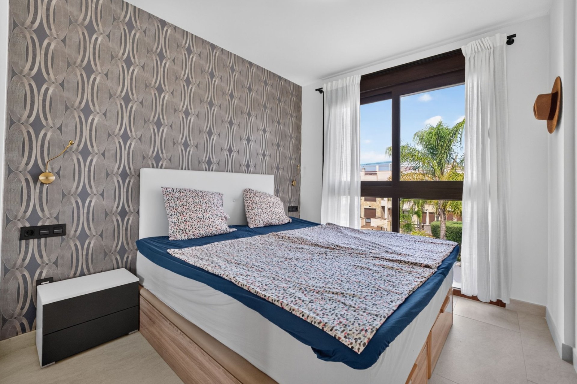 Reventa - Apartamento -
Torrevieja