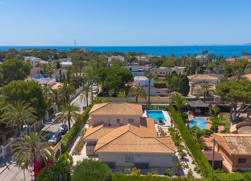 Reventa - Villa -
Orihuela Costa - Cabo Roig