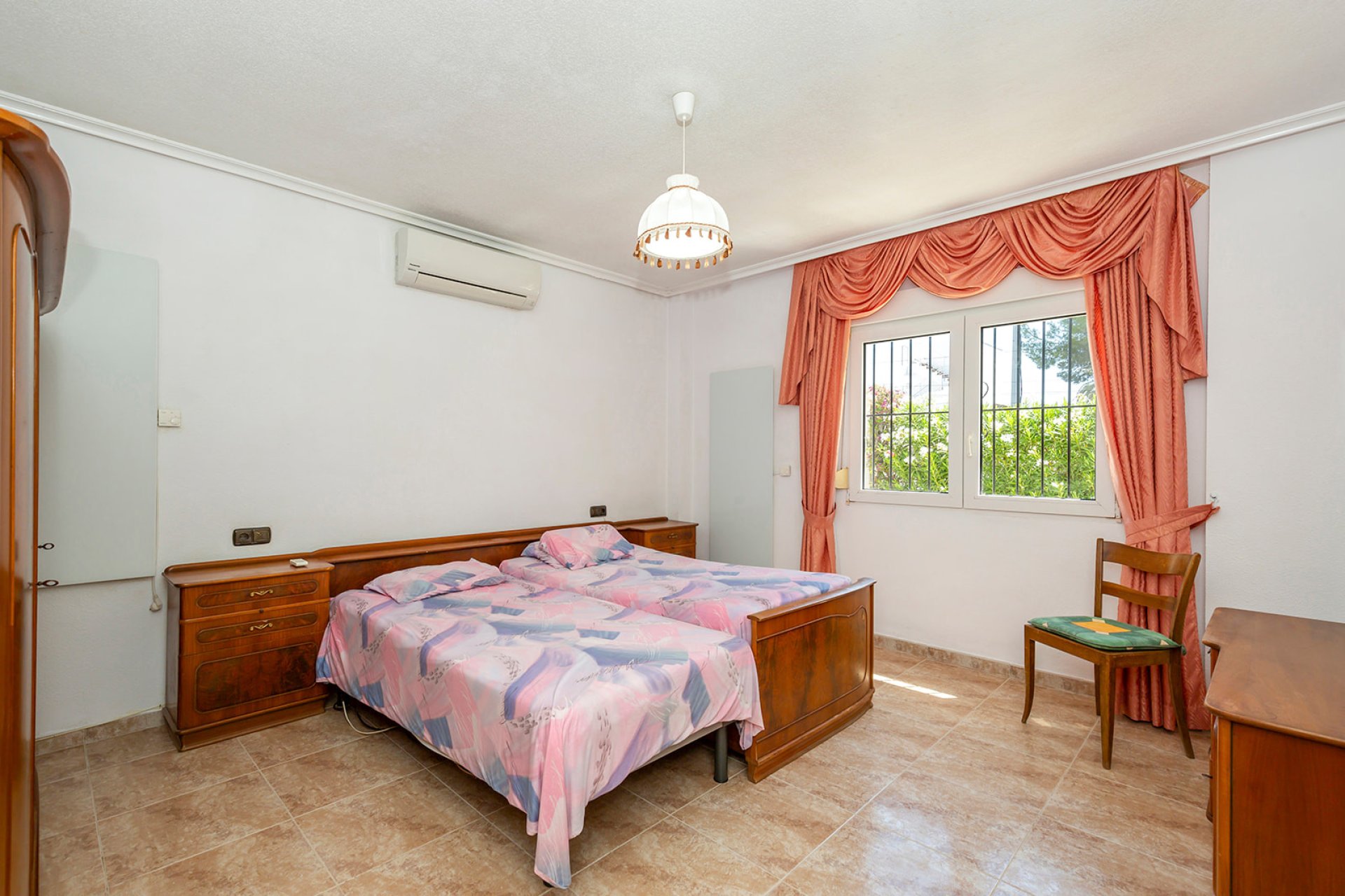 Reventa - Villa -
Orihuela Costa - Cabo Roig