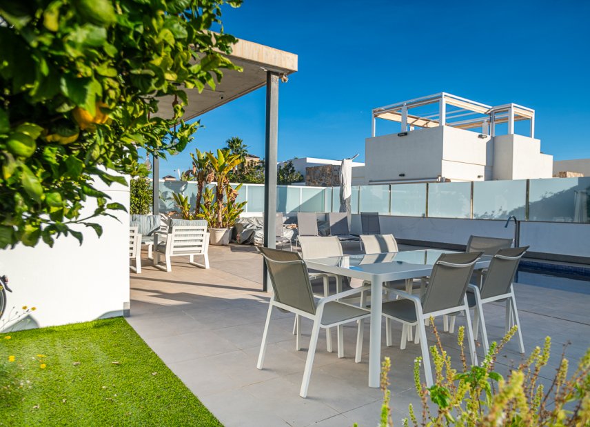 Reventa - Villa -
Orihuela Costa - Lomas De Cabo Roig