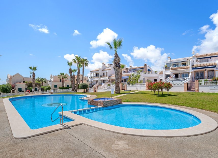 Reventa - Villa -
Orihuela Costa - Los Dolses
