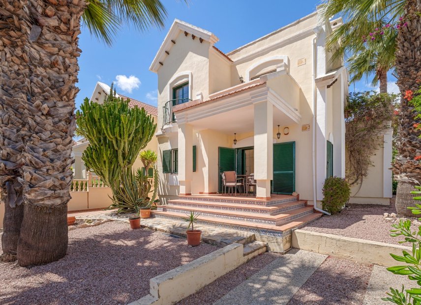 Reventa - Villa -
Orihuela Costa - Los Dolses