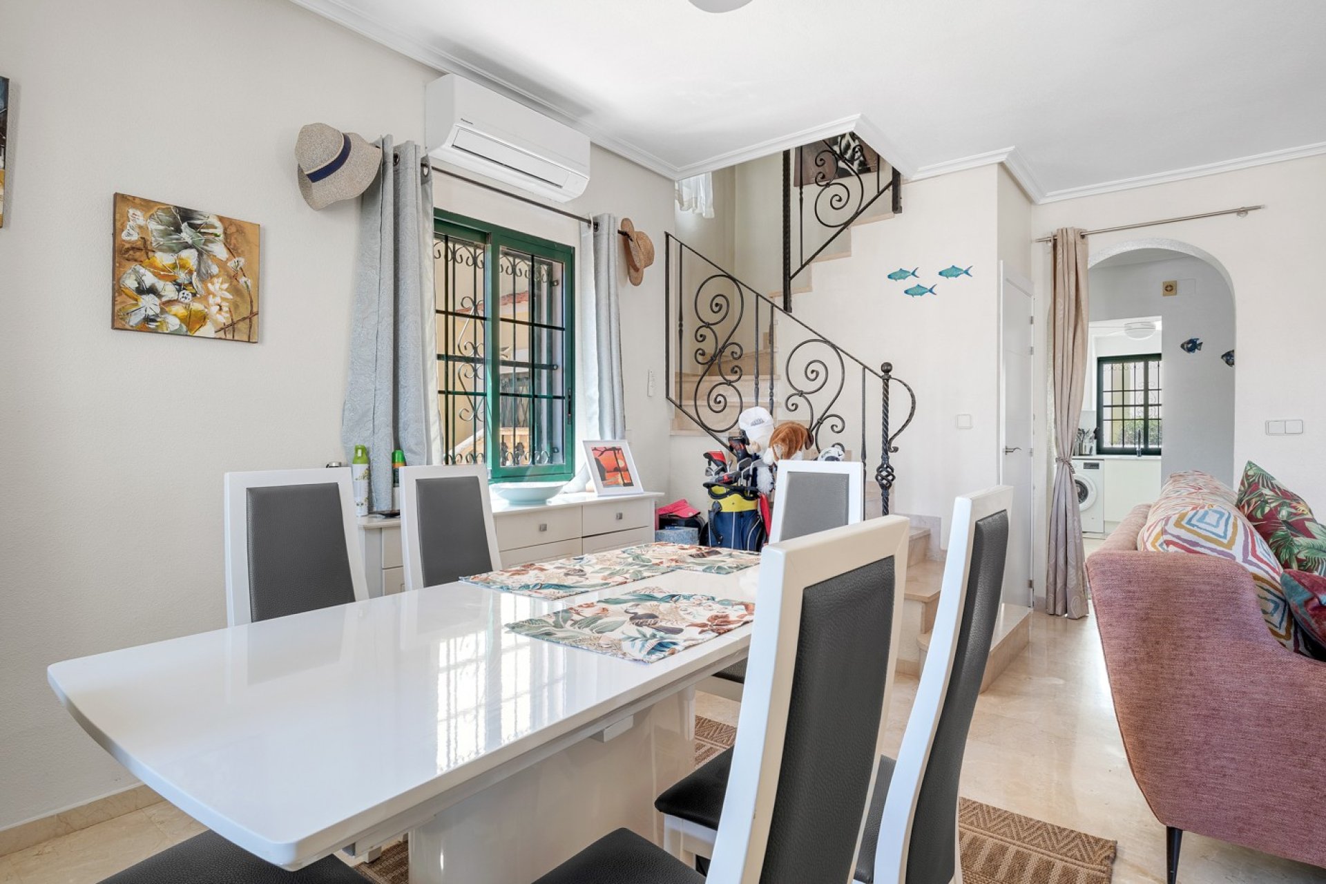 Reventa - Villa -
Orihuela Costa - Los Dolses