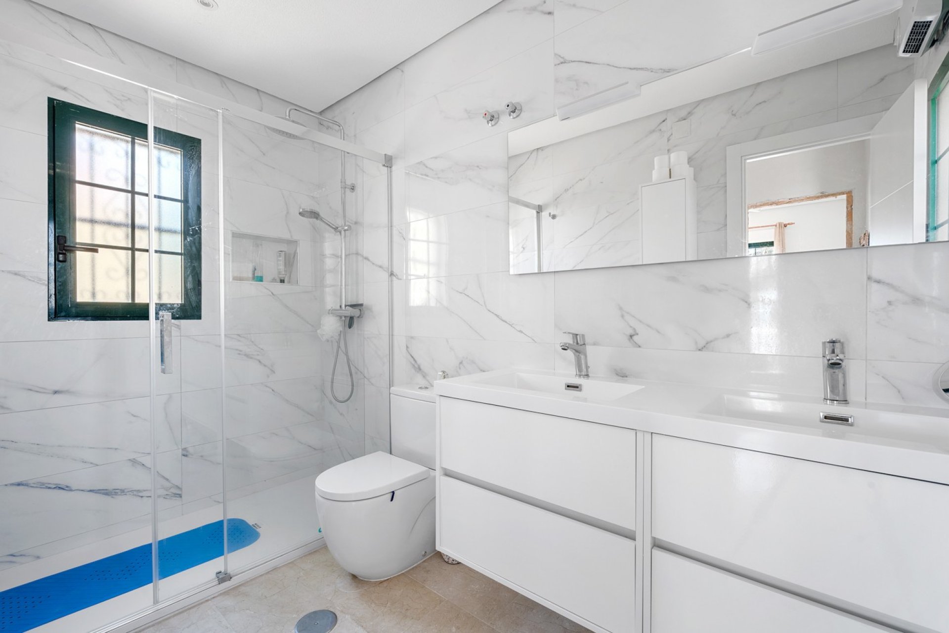Reventa - Villa -
Orihuela Costa - Los Dolses
