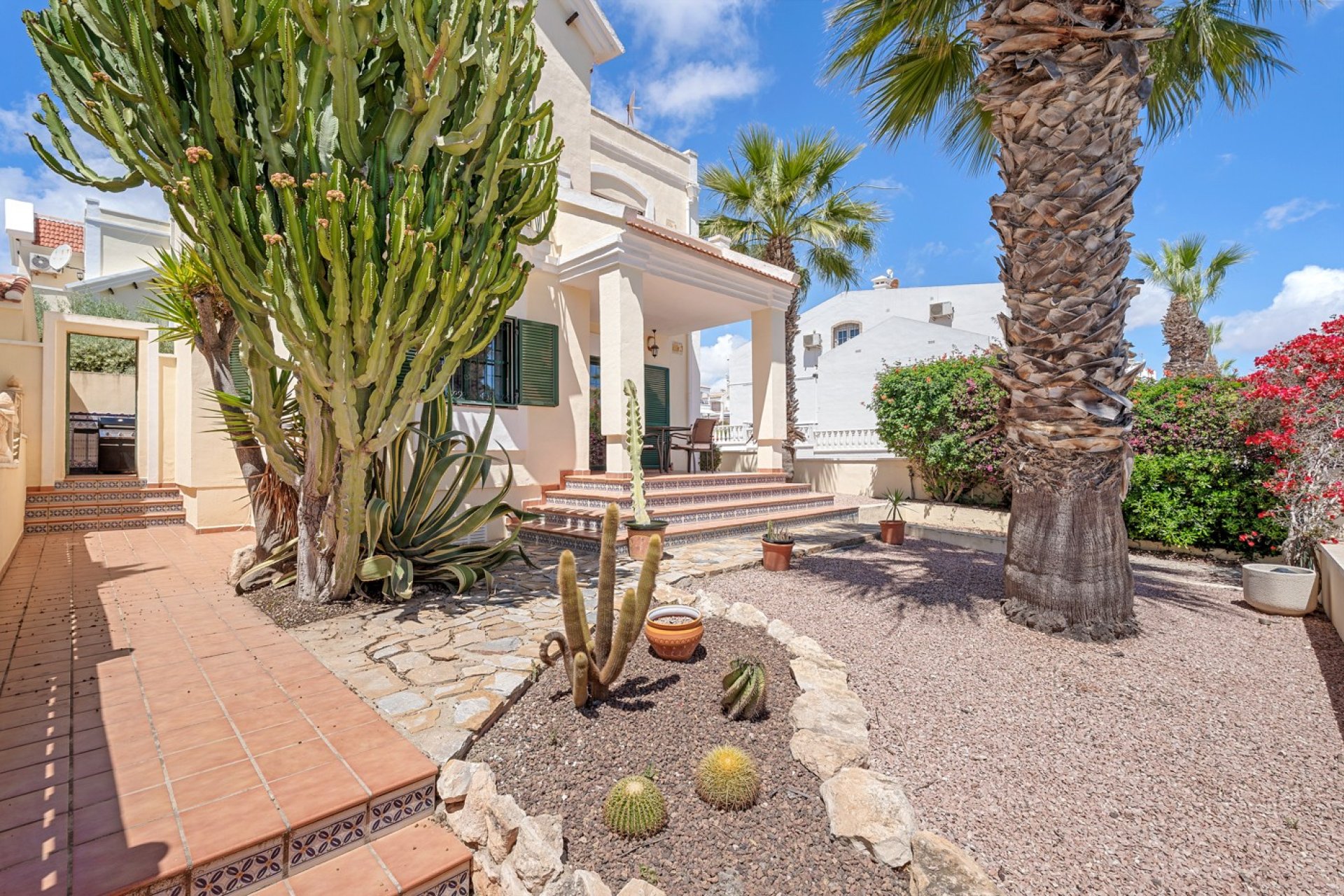 Reventa - Villa -
Orihuela Costa - Los Dolses