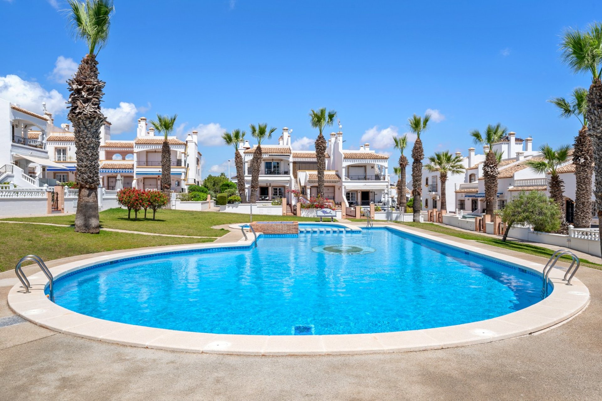 Reventa - Villa -
Orihuela Costa - Los Dolses