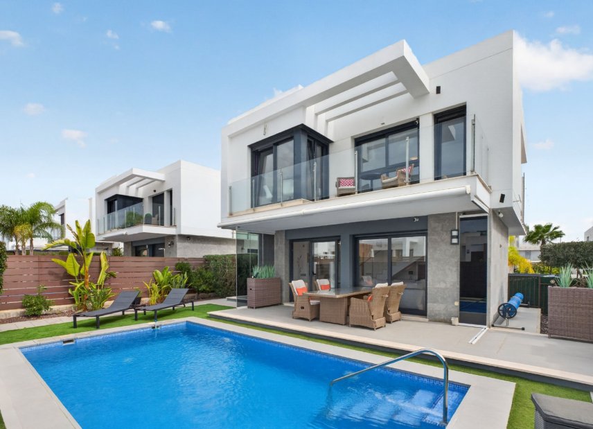 Reventa - Villa -
Orihuela Costa - Orihuela