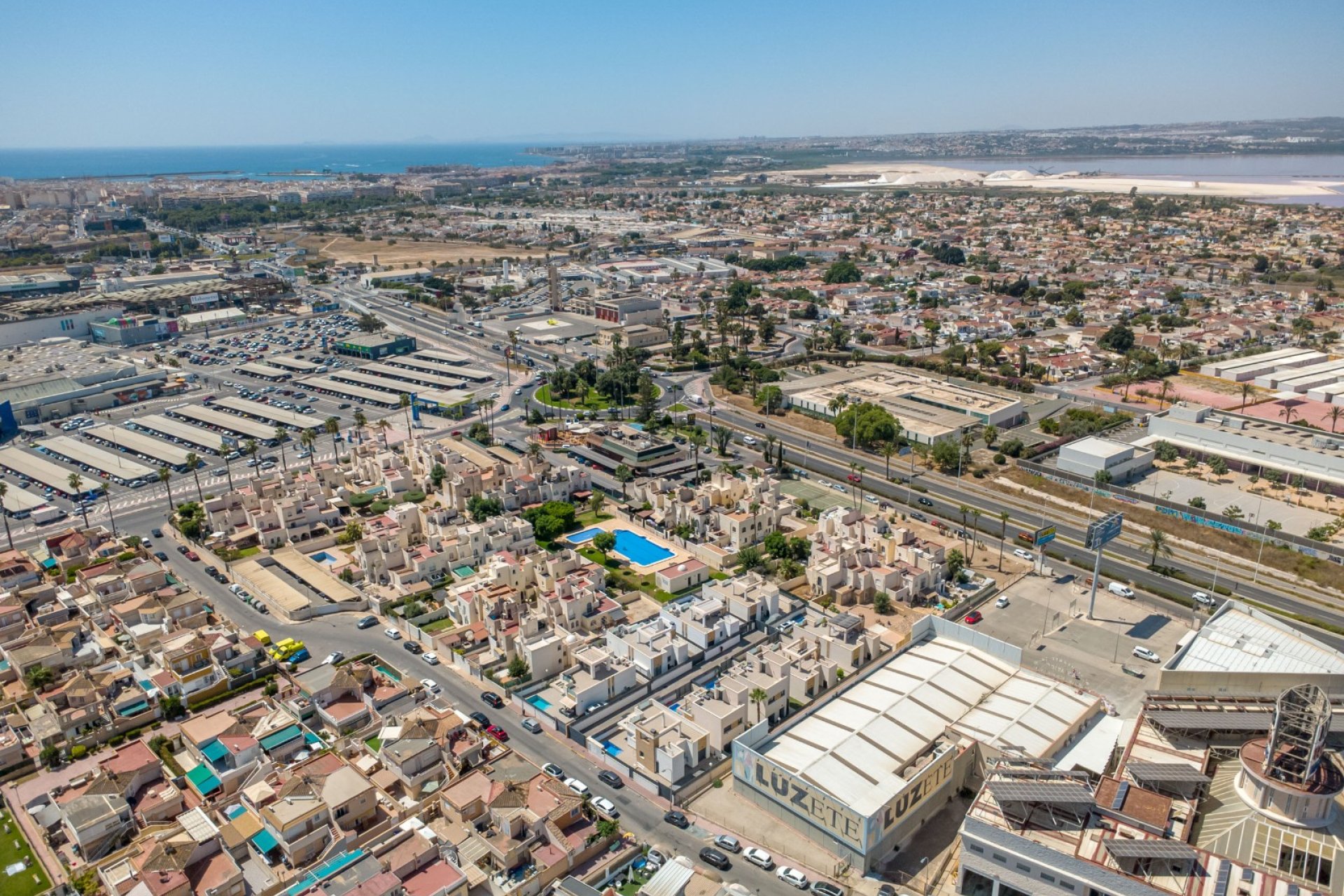 Reventa - Villa -
Torrevieja
