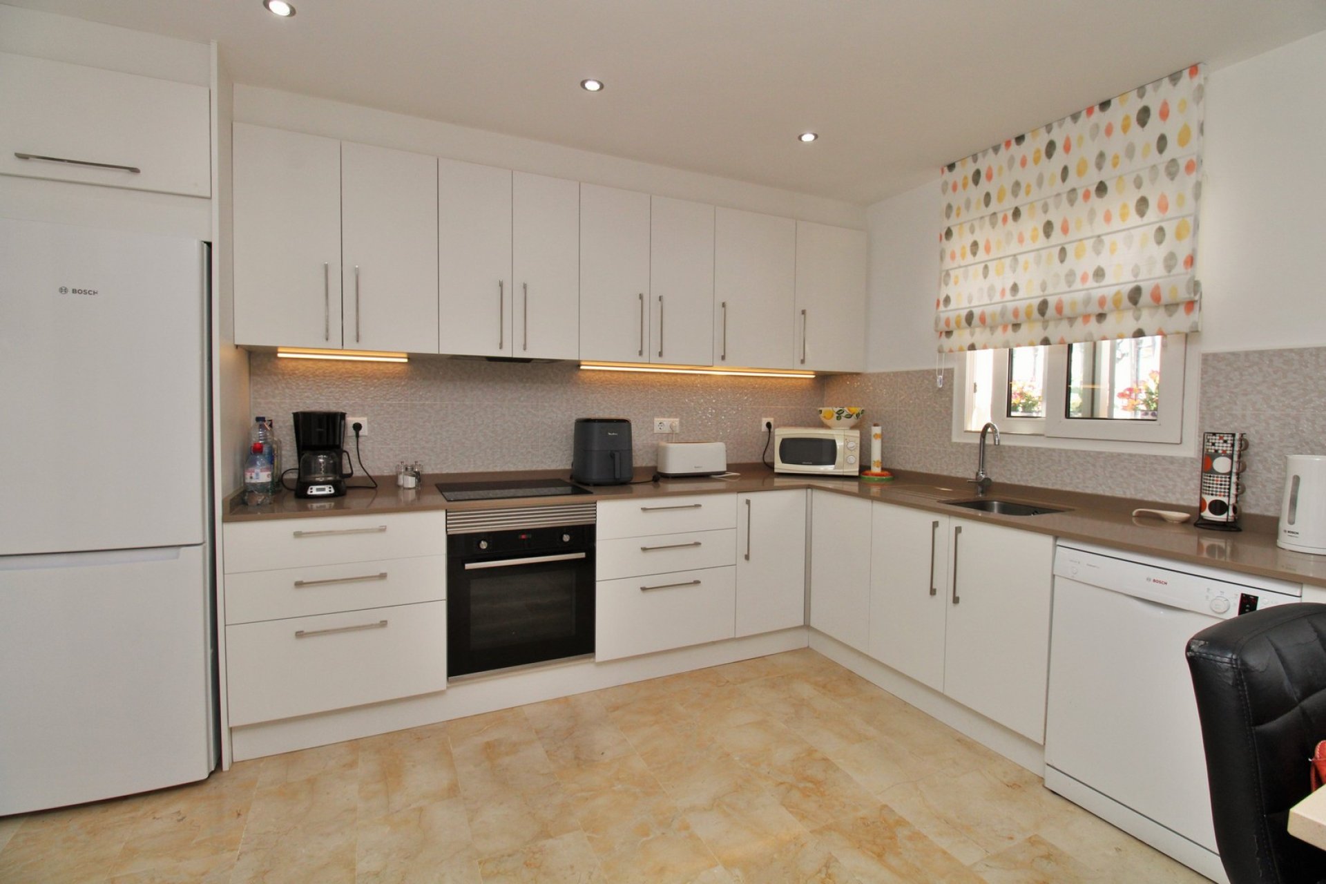 Reventa - Villa -
Villamartín - Los Dolses