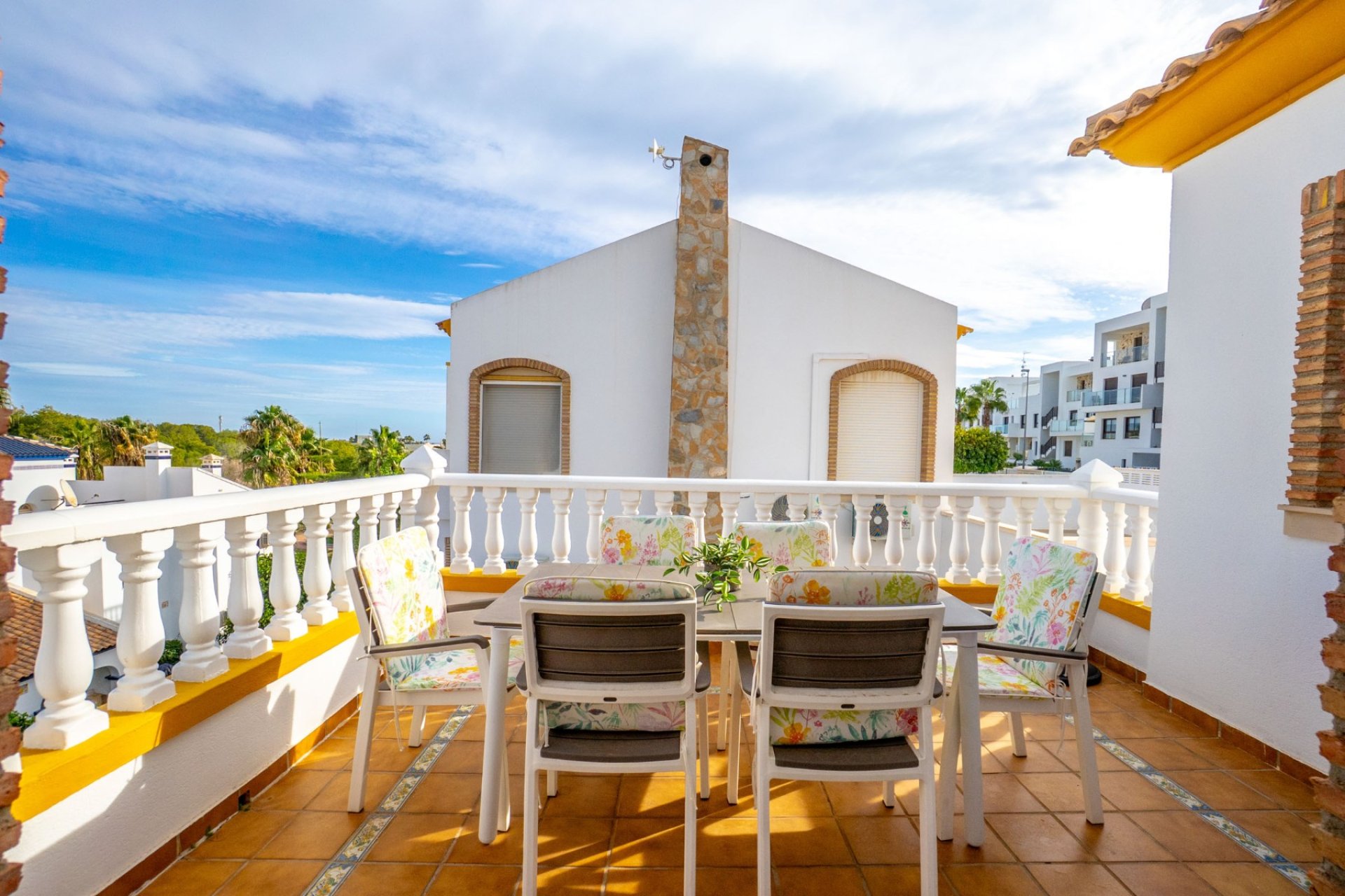 Reventa - Villa -
Villamartín