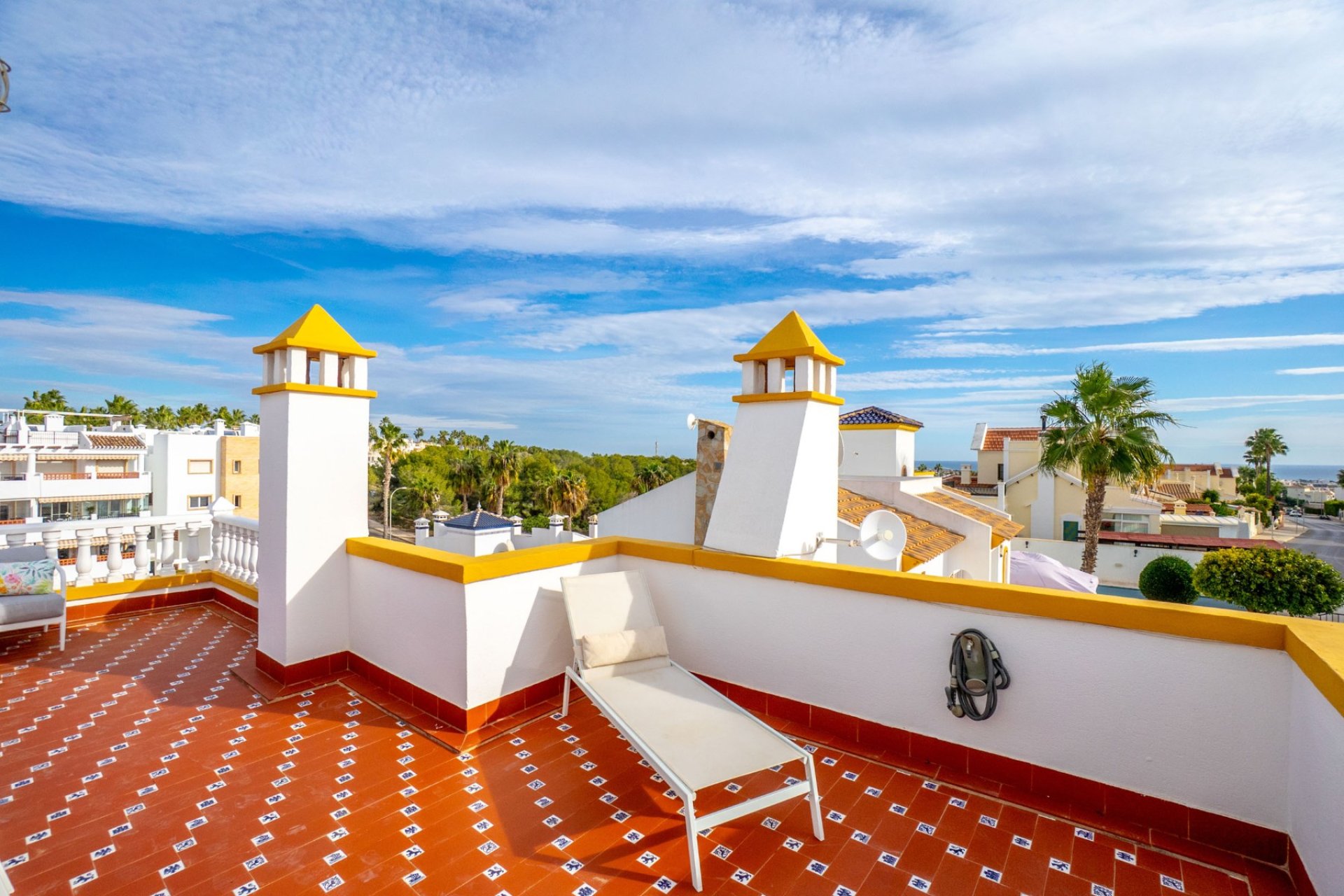 Reventa - Villa -
Villamartín