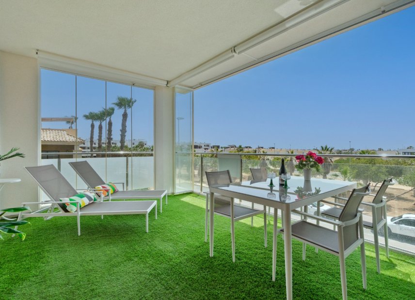 Terrace - Apartment with 3 bedrooms in Lomas de Cabo Roig