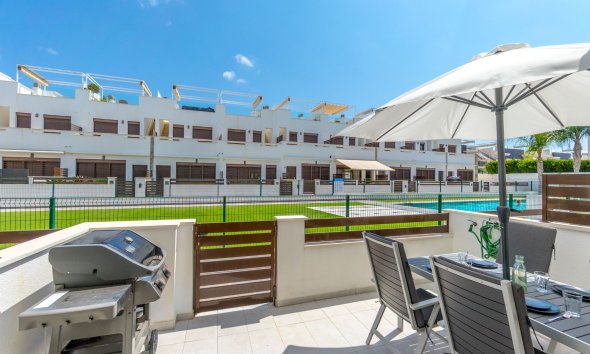 Townhouse - Resale -
        Torrevieja - JE-2508T06