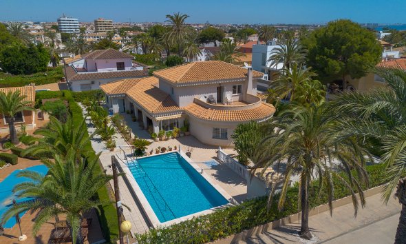 Villa - Gensalg - Orihuela Costa -
                Cabo Roig