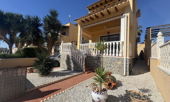 Villa - Gensalg - Villamartín -
                Lomas del Golf