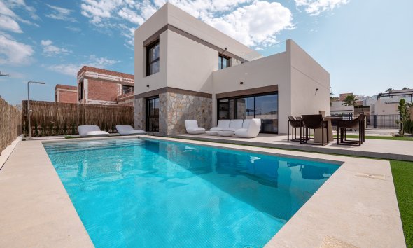 Villa - Obra nueva - Algorfa -
                Algorfa