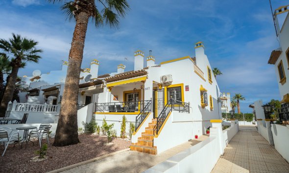 Villa - Reventa - Orihuela Costa -
                Villamartín
