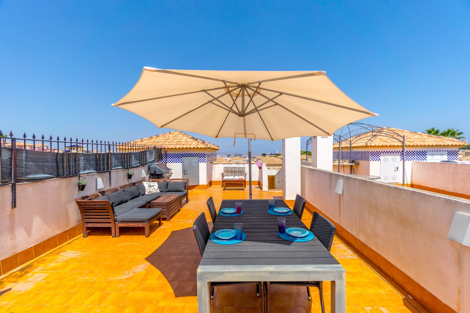 Apartment in Urbanizacion los Balcones - view 1