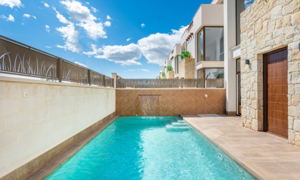 Obra nueva - Villa -
Los Montesinos