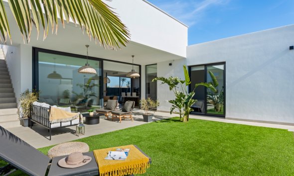 New Build - Villa -
Islas Menores
