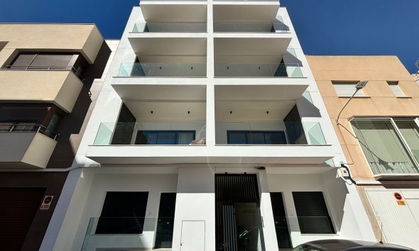 Obra nueva - Apartamento -
Guardamar del Segura