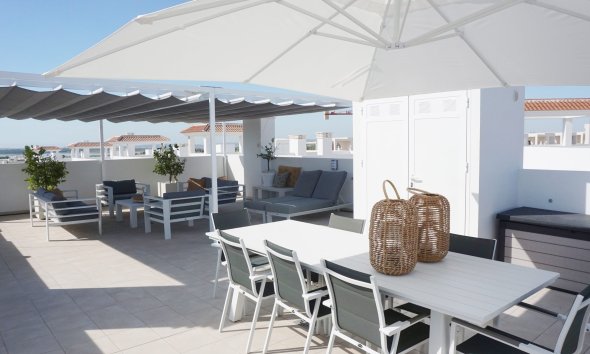 Obra nueva - Apartamento -
Rojales