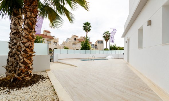 Nybyggeri - Rækkehus -
Torrevieja