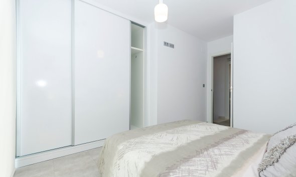 Nybyggeri - Rækkehus -
Torrevieja