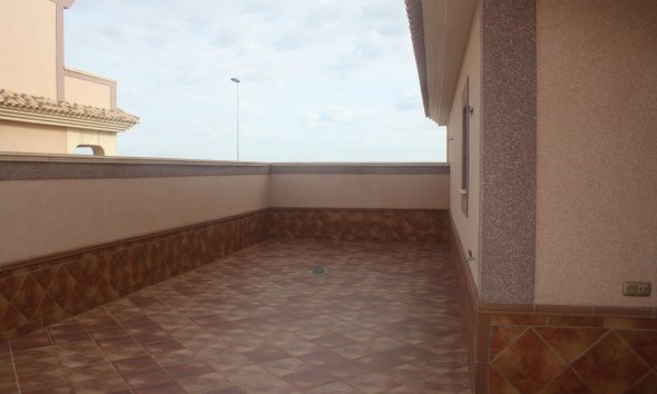 Nybyggeri - Rækkehus -
Torrevieja