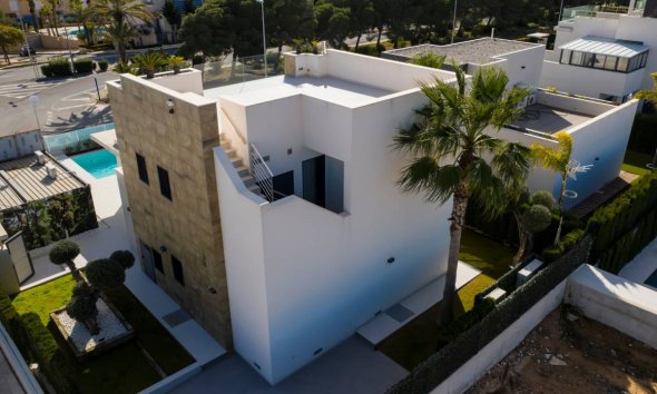 Nybyggeri - Villa -
Orihuela Costa