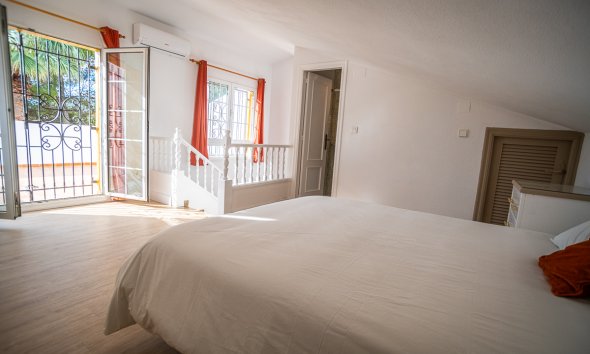 Gensalg - Villa -
Orihuela Costa - Villa Martin