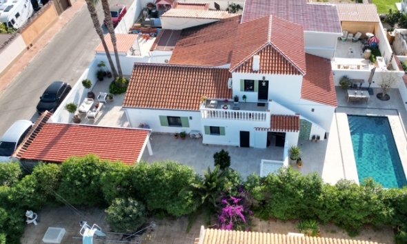 Gensalg - Rækkehus -
Torrevieja - Torreta Florida