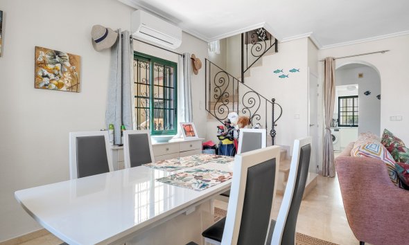Reventa - Villa -
Orihuela Costa - Los Dolses