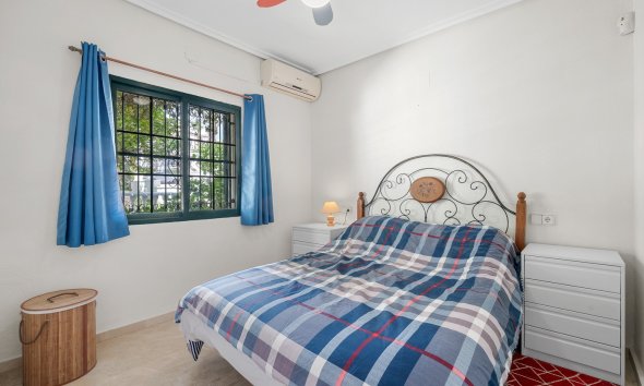 Reventa - Villa -
Orihuela Costa - Los Dolses