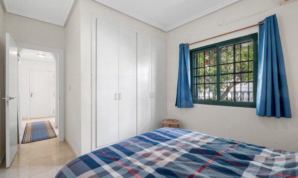 Reventa - Villa -
Orihuela Costa - Los Dolses