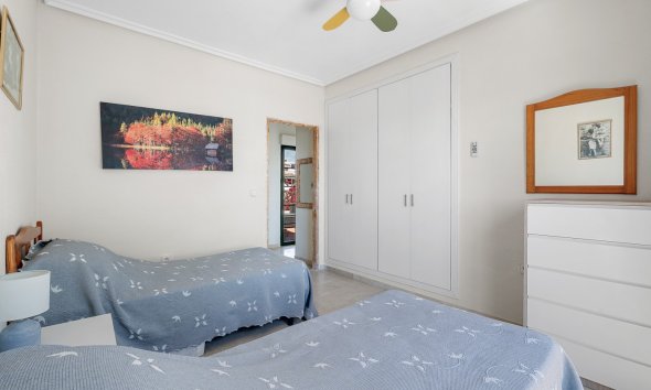 Reventa - Villa -
Orihuela Costa - Los Dolses