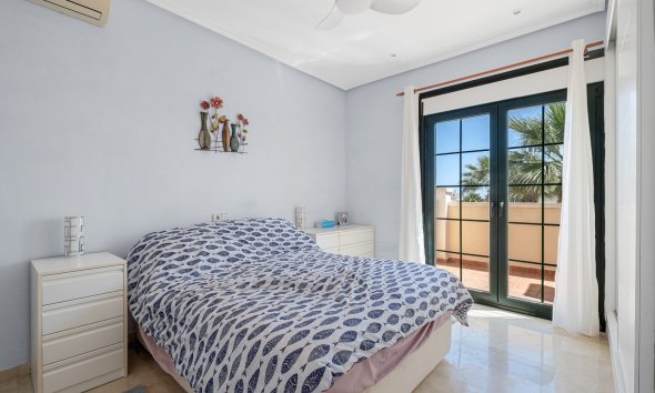 Reventa - Villa -
Orihuela Costa - Los Dolses