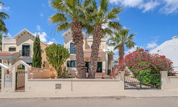 Reventa - Villa -
Orihuela Costa - Los Dolses