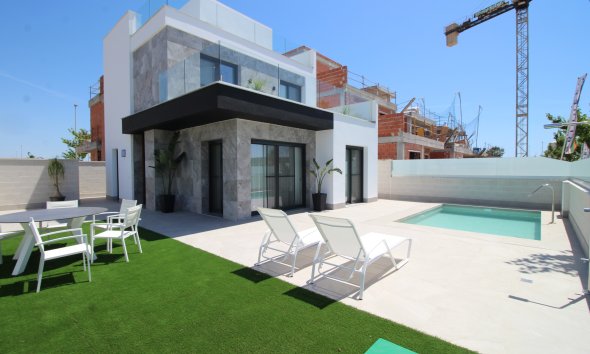 New Build - Villa -
Pilar de la Horadada