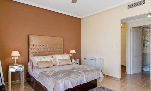 Resale - Villa -
Ciudad Quesada