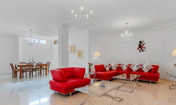 Resale - Villa -
Ciudad Quesada