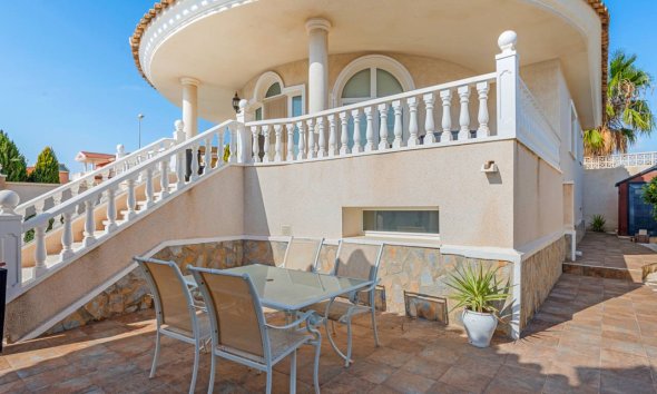 Resale - Villa -
Ciudad Quesada