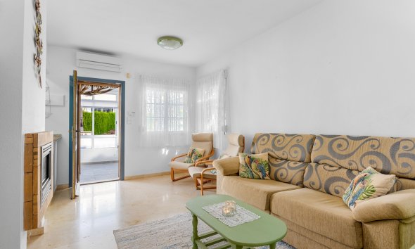 Reventa - Adosado -
Orihuela Costa - Playa Flamenca