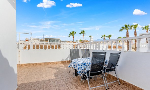 Reventa - Adosado -
Orihuela Costa - Playa Flamenca