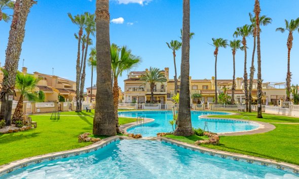 Reventa - Adosado -
Orihuela Costa - Playa Flamenca