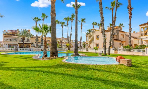 Reventa - Adosado -
Orihuela Costa - Playa Flamenca