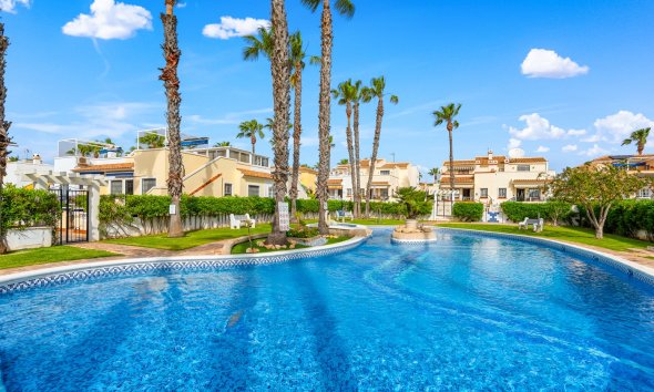 Reventa - Adosado -
Orihuela Costa - Playa Flamenca