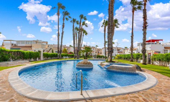 Reventa - Adosado -
Orihuela Costa - Playa Flamenca