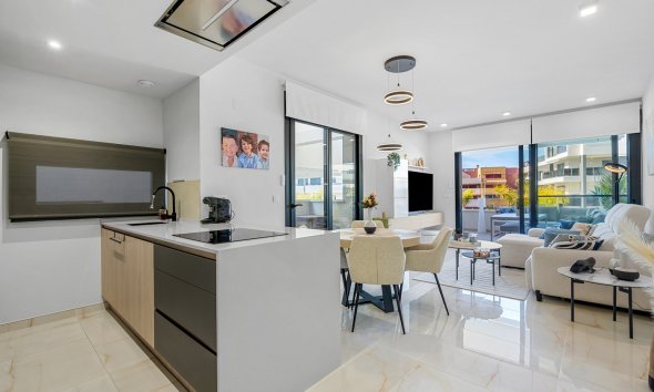 Reventa - Apartamento -
Orihuela Costa - Playa Flamenca*