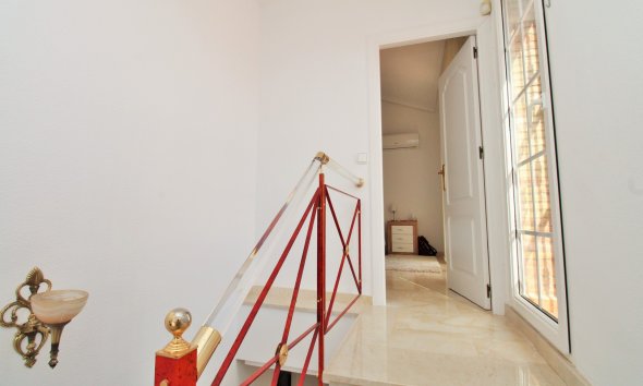 Gensalg - Villa -
Villamartín - Los Dolses
